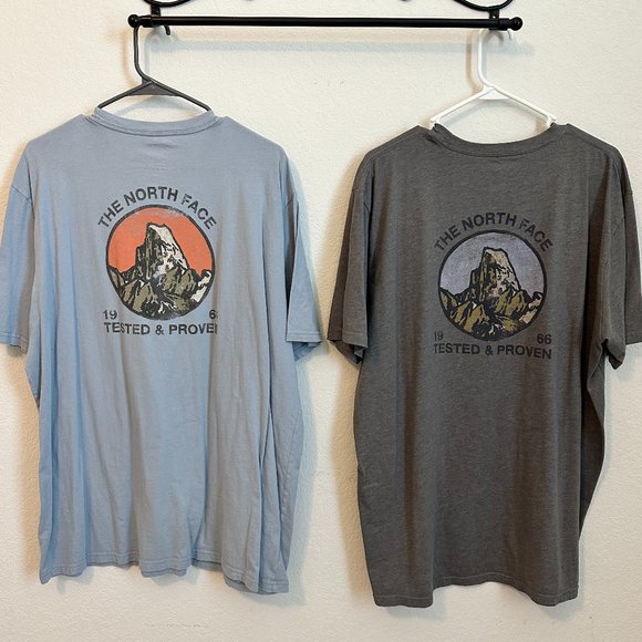 Set of 2 - The North Face Men XL Mountain Logo Short sleeve T-Shirts - Picture 2 of 12